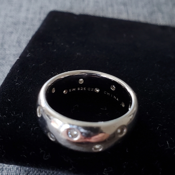 Sterling silver ring with cz - Picture 3 of 3